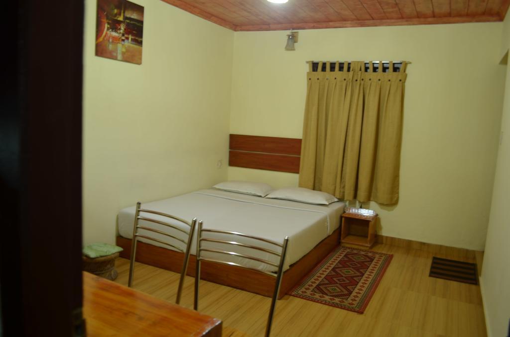 Hotel Rheinberg Town Haus Munnar Camera foto