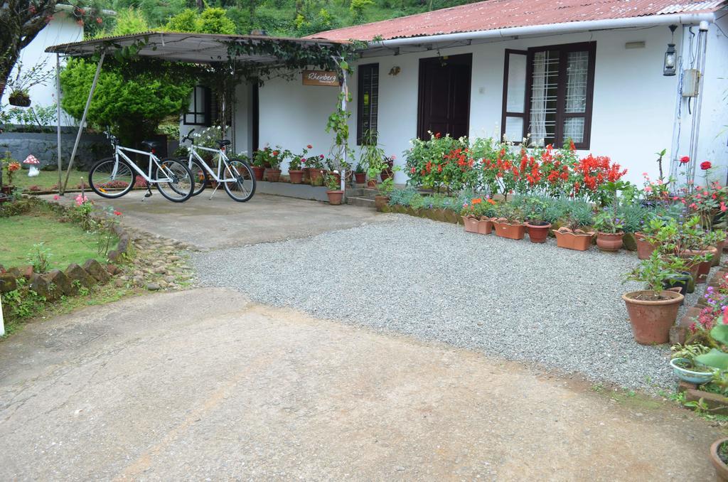 Hotel Rheinberg Town Haus Munnar Esterno foto