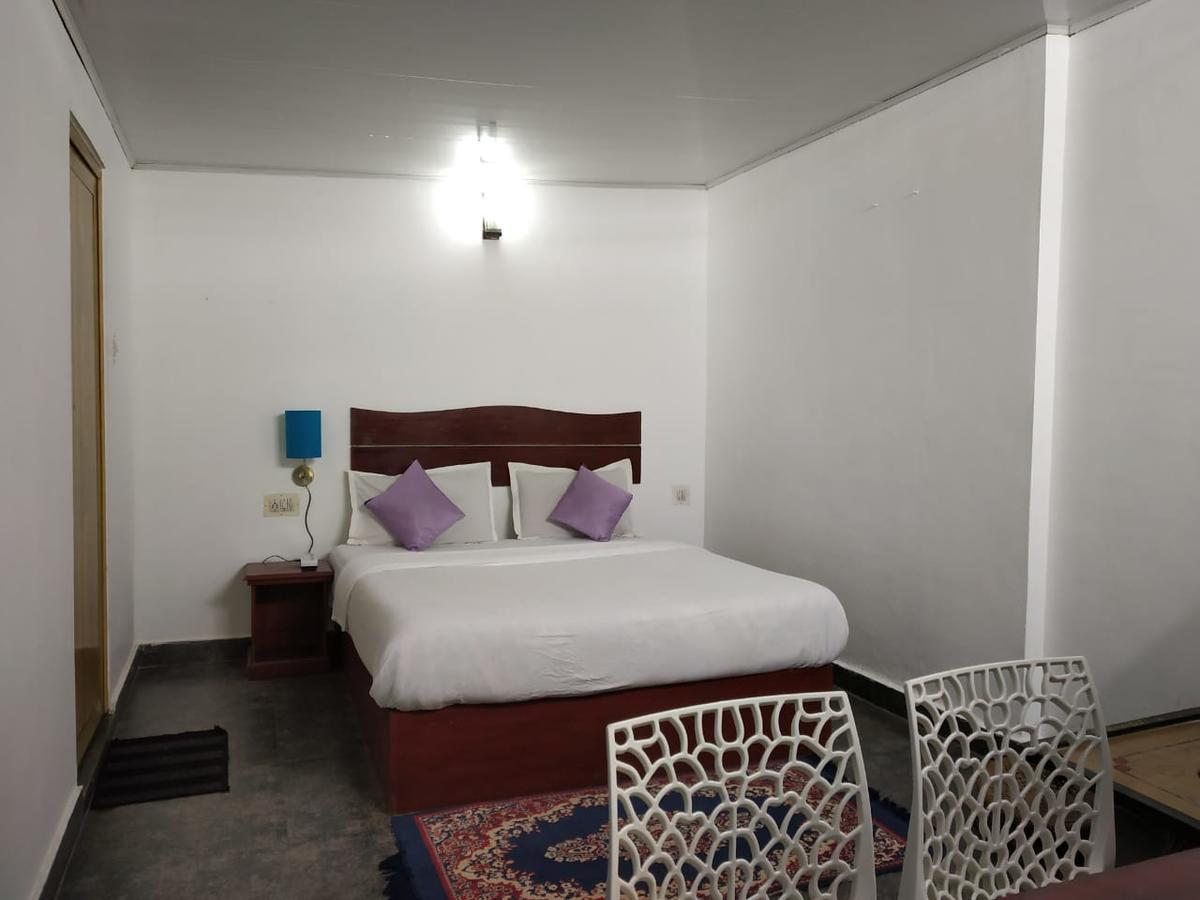 Hotel Rheinberg Town Haus Munnar Esterno foto
